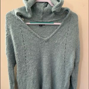 Sweatshirt style sweater